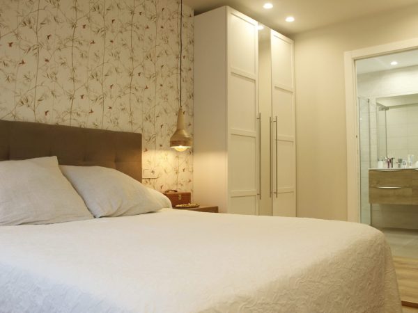 Dormitorio principal en vivienda de Sestao