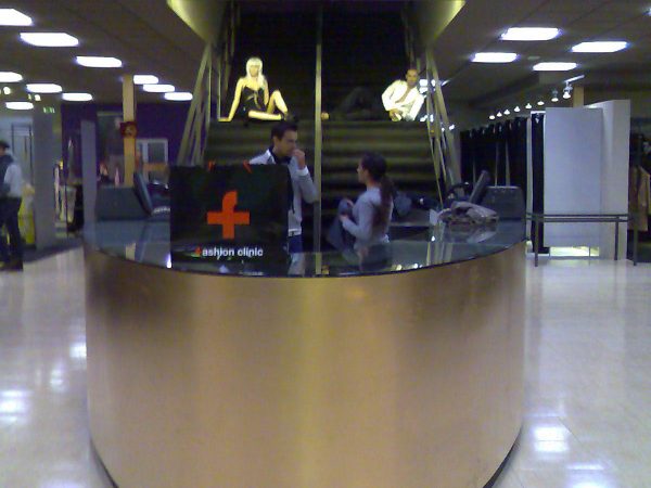 Interiorismo comercial en Fashion Clinic Amorebieta